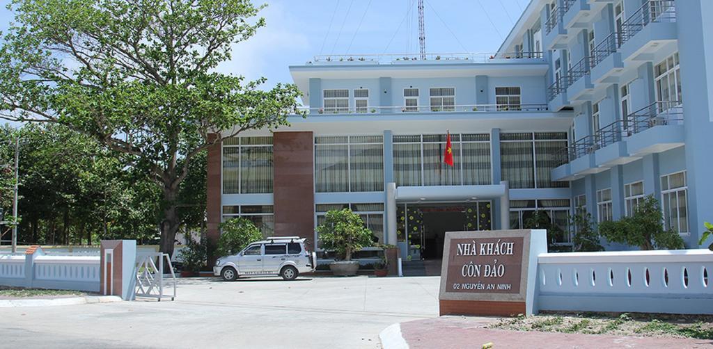 Con Dao Guesthouse Chi Khu Co Ong Exterior photo